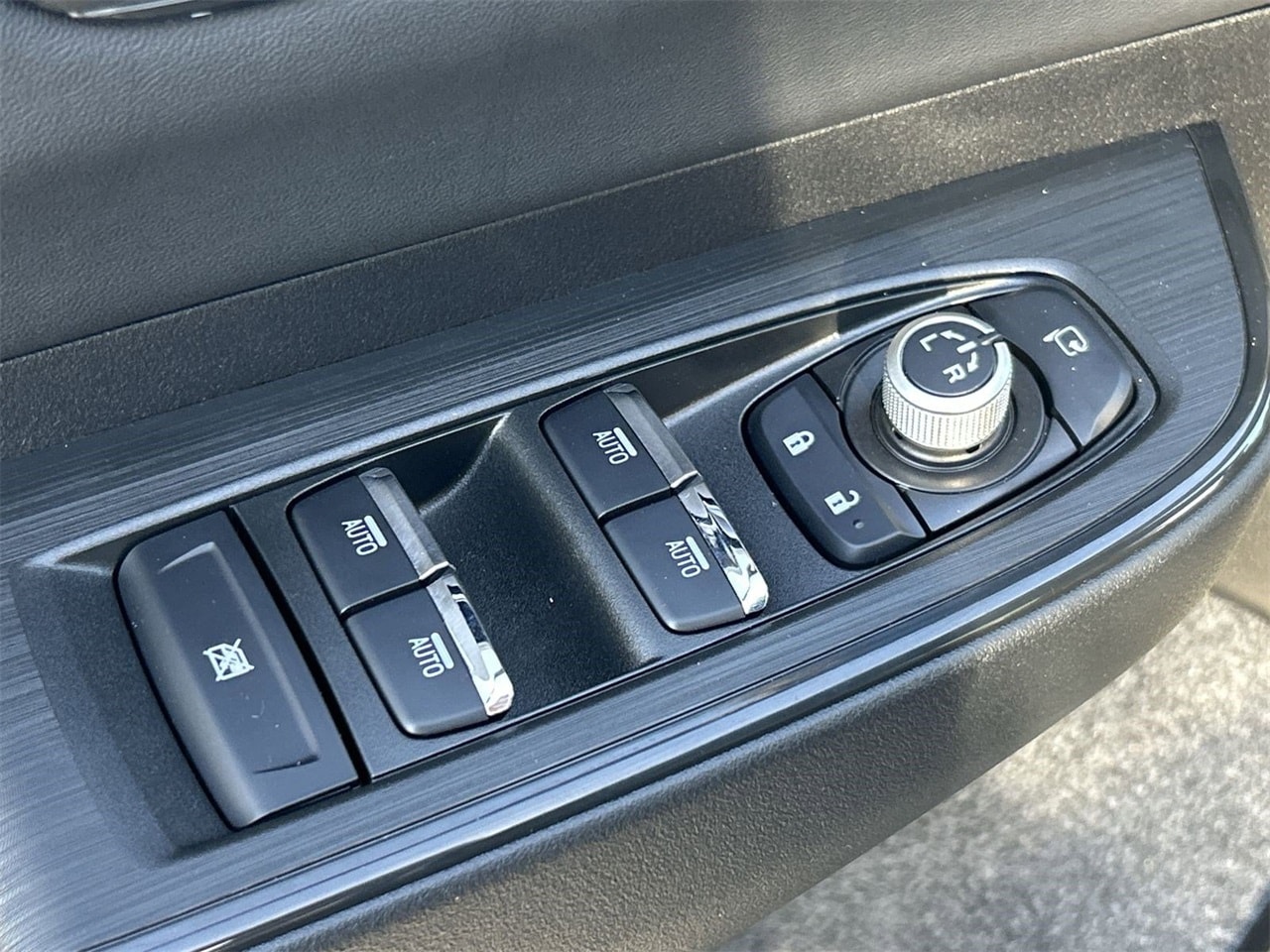 New 2026 Crystal Black Silica Subaru Wilderness image 17