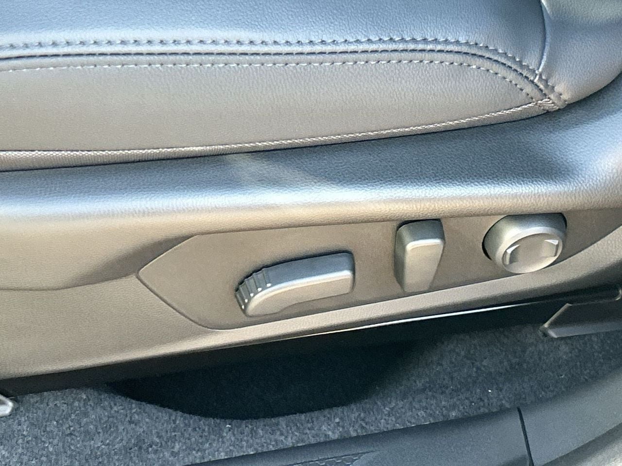 New 2026 Ice Silver Subaru Premium image 16