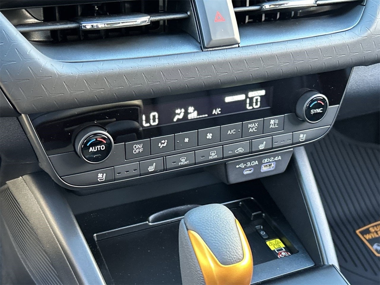 New 2026 Crystal White Pearl Subaru Wilderness image 25