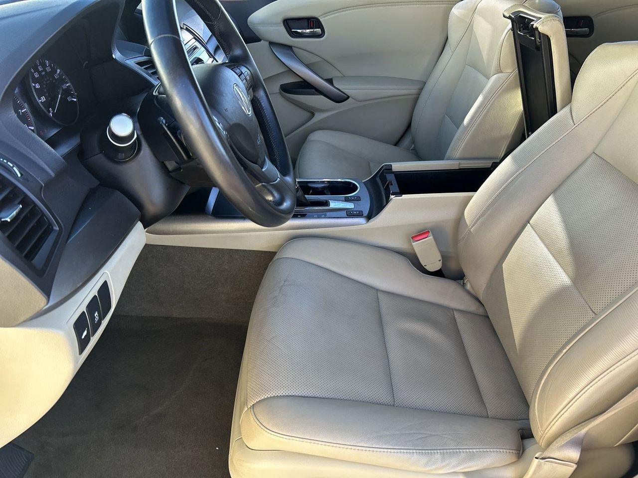 Used 2014 White Acura Technology Package image 16