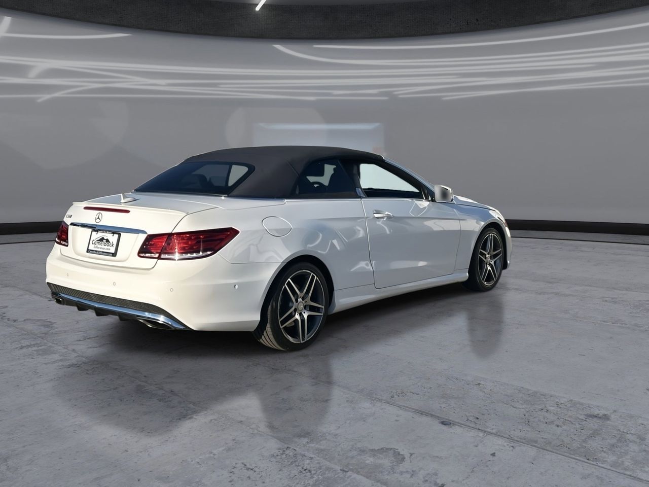 Used 2015 Designo Diamond White Metallic Mercedes-Benz E 550 image 5