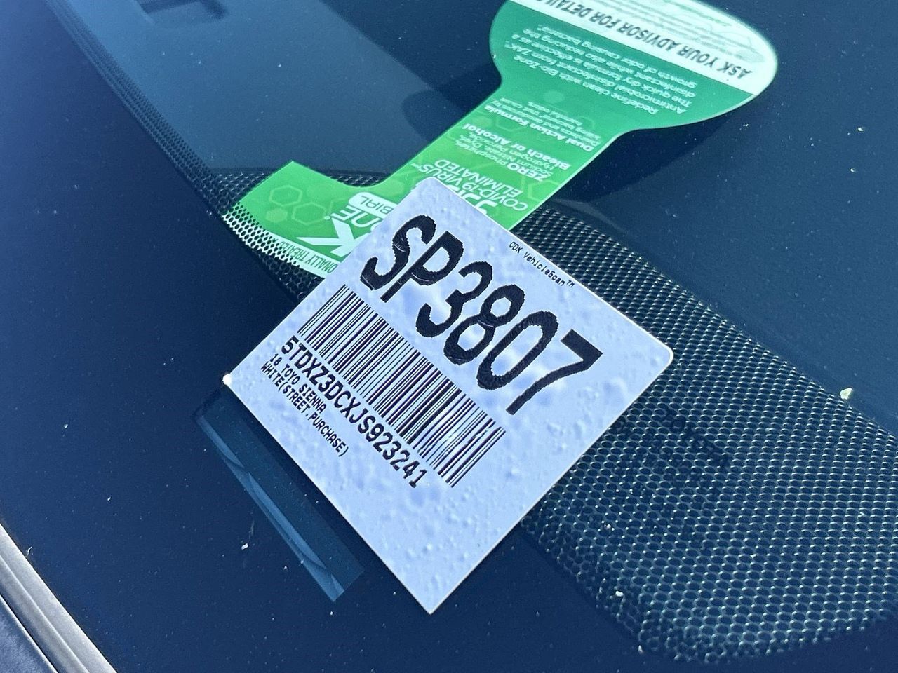 Used 2018 Super White Toyota SE image 30