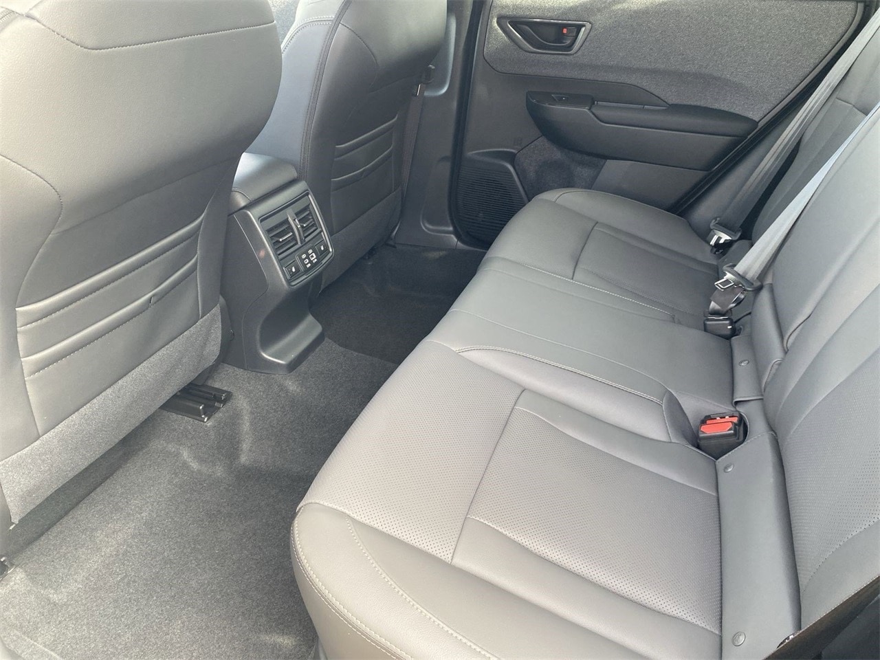 New 2026 Ice Silver Subaru Limited image 13