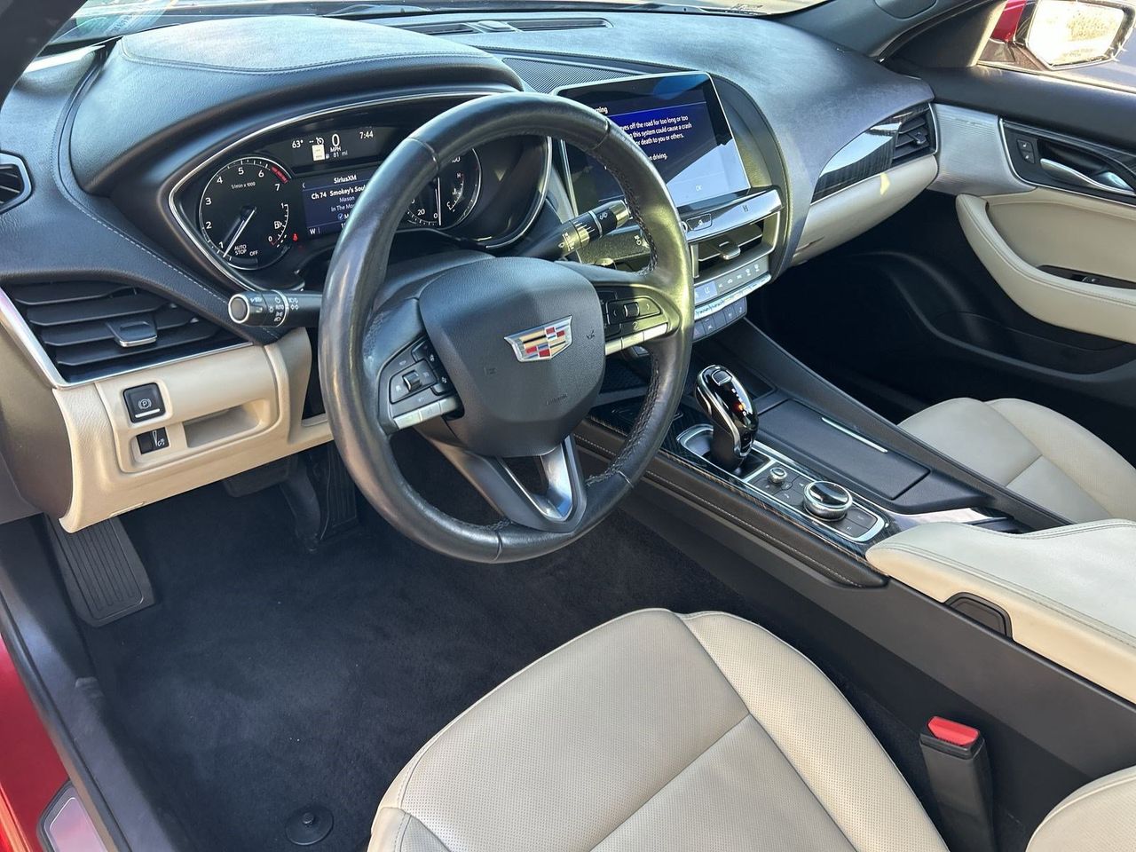 Used 2021 Infrared Tintcoat Cadillac Premium Luxury image 15