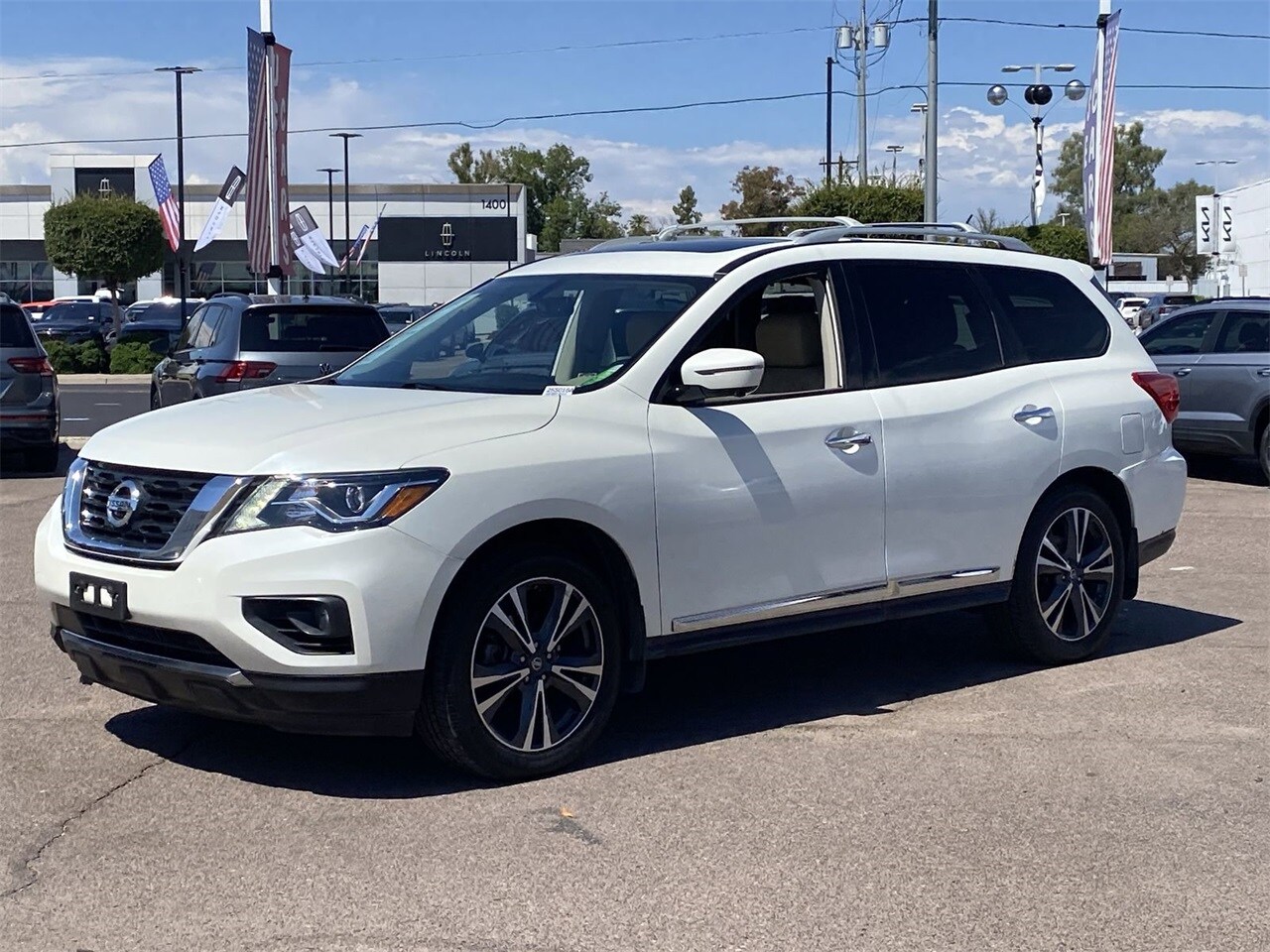 Used 2017 Nissan Pathfinder Platinum with VIN 5N1DR2MM4HC614202 for sale in Phoenix, AZ