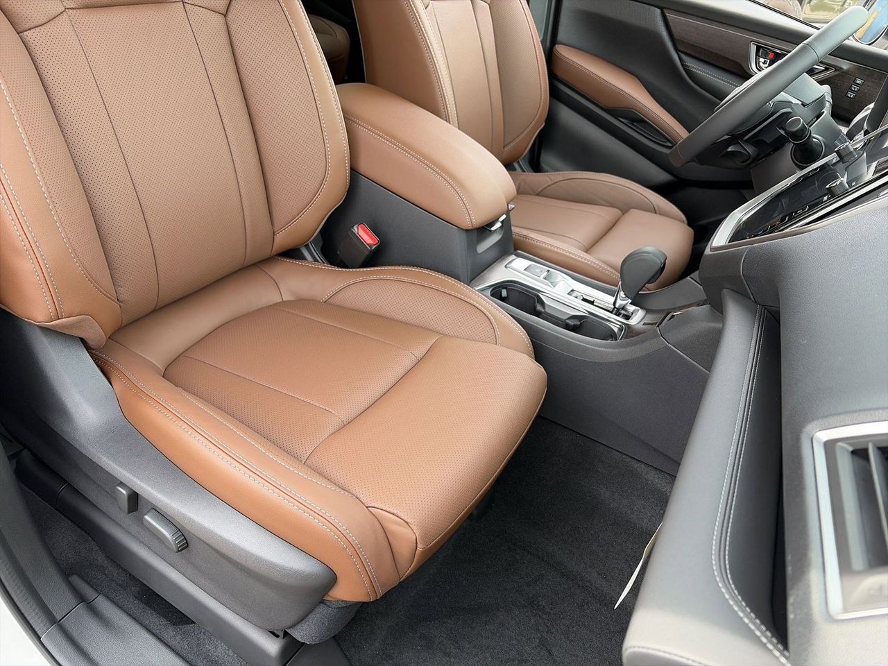 New 2026 Crystal White Pearl Subaru Touring 7-Passenger image 7