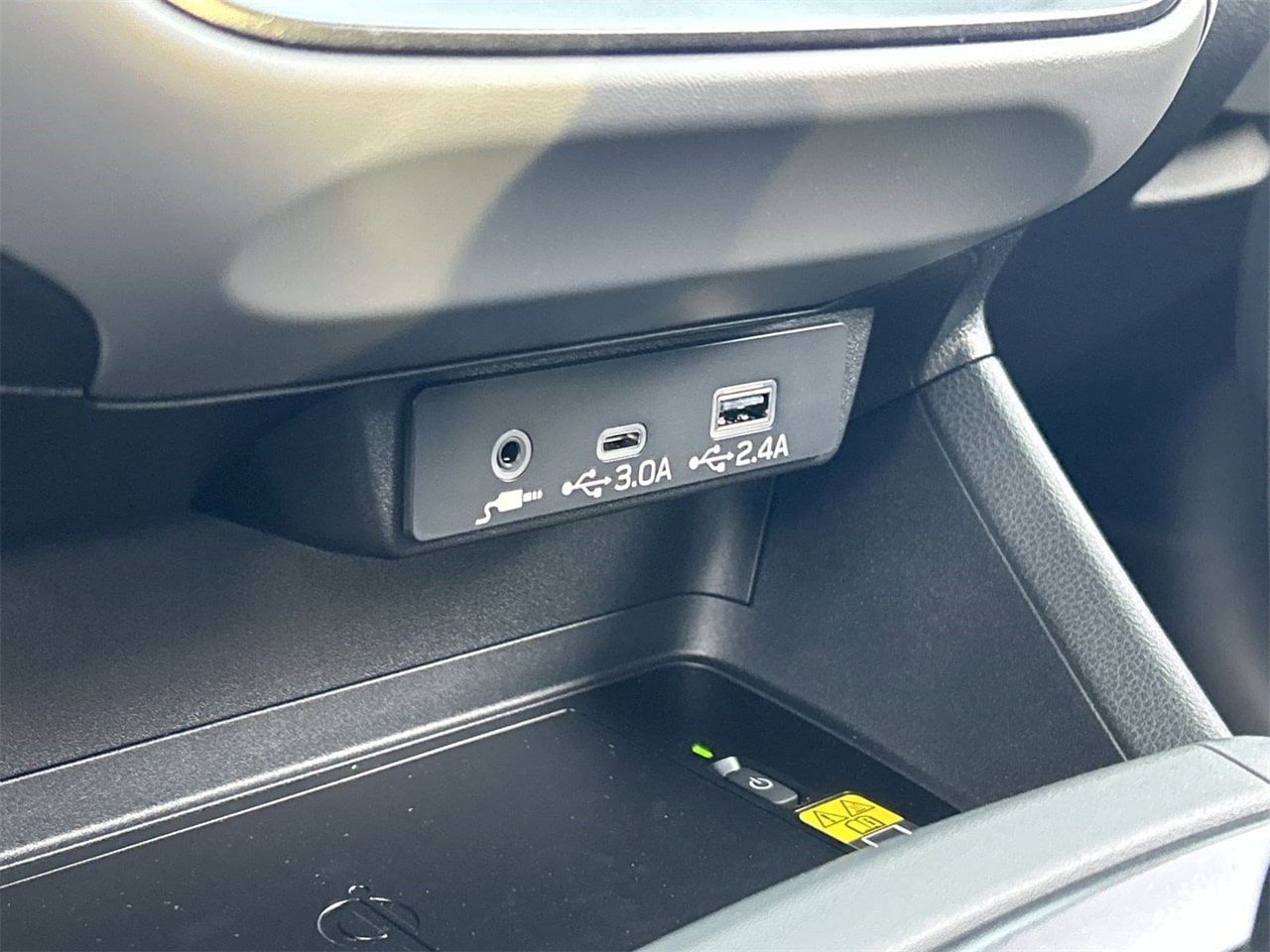 New 2026 Crystal Black Silica Subaru Limited image 24