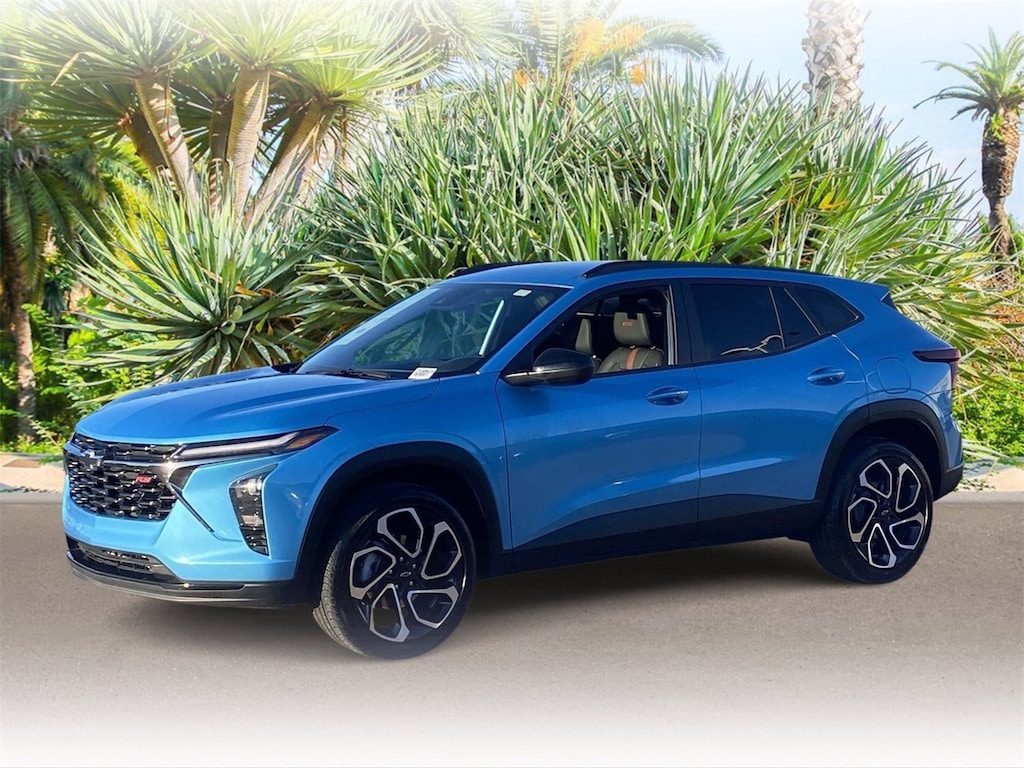 Used 2025 Chevrolet Trax 2RS SUV
