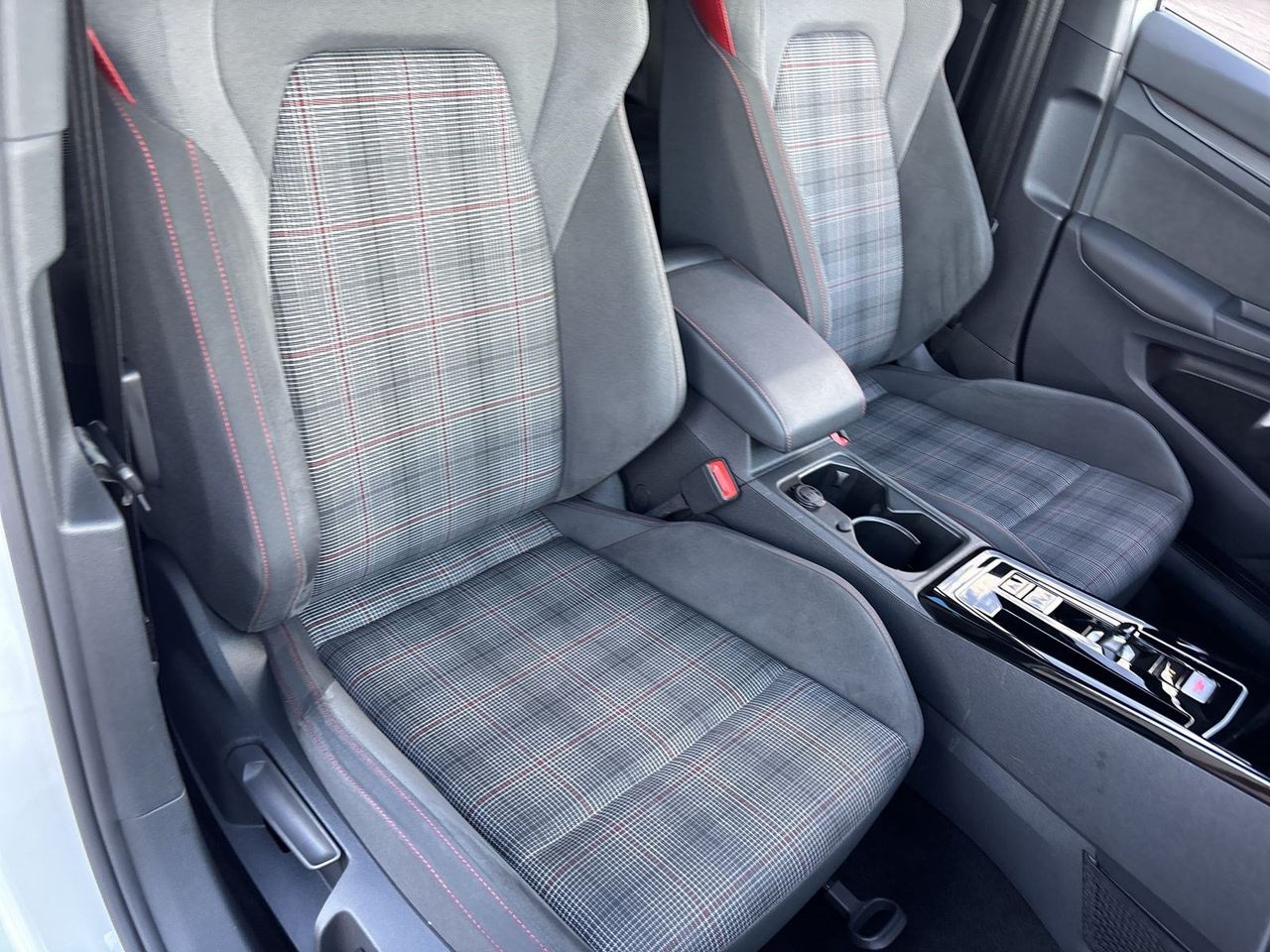 Used 2023 Opal White Pearl Volkswagen 2.0T 40th Anniversary Edition image 8