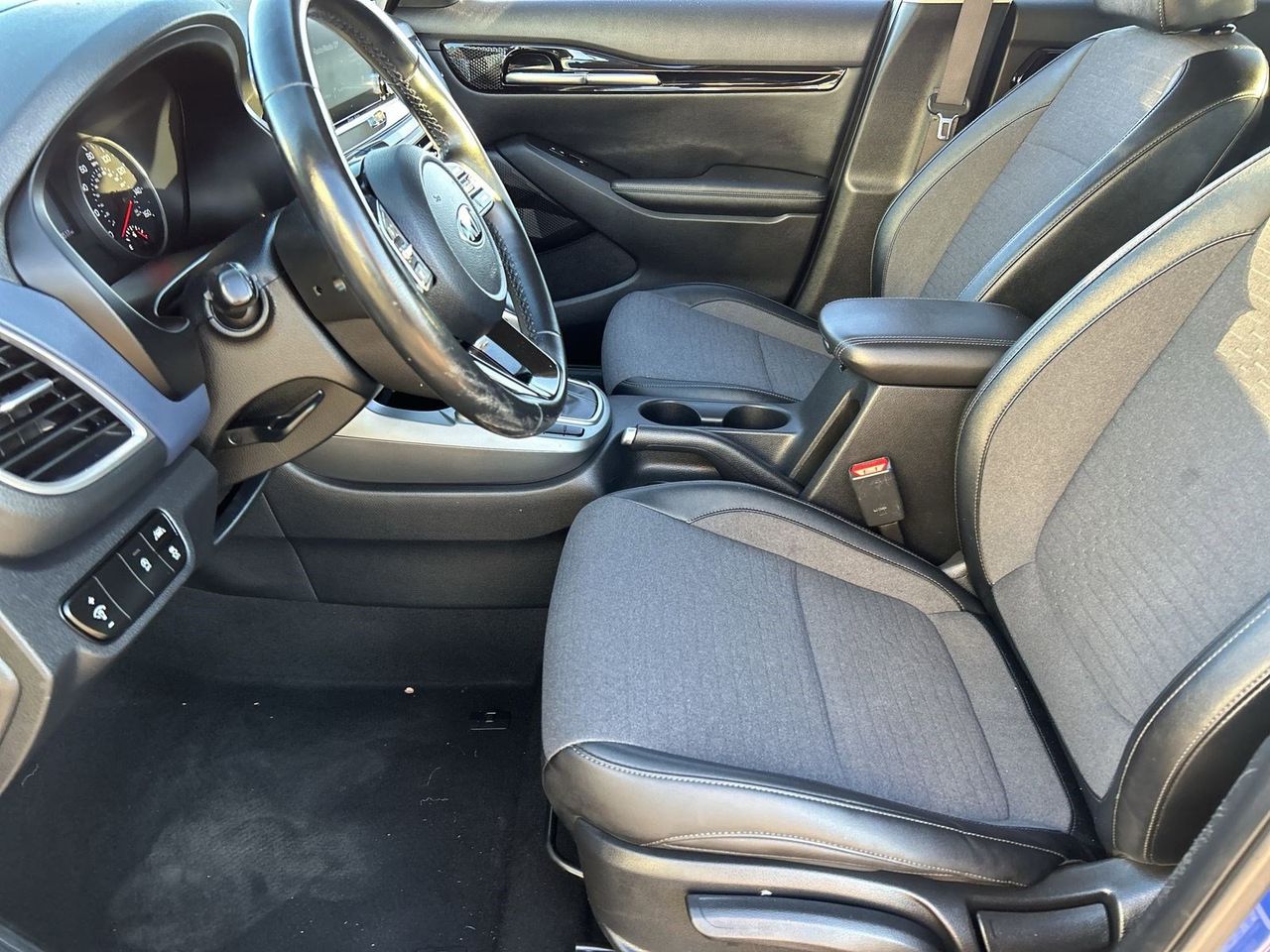 Used 2021 Neptune Blue Kia S image 16