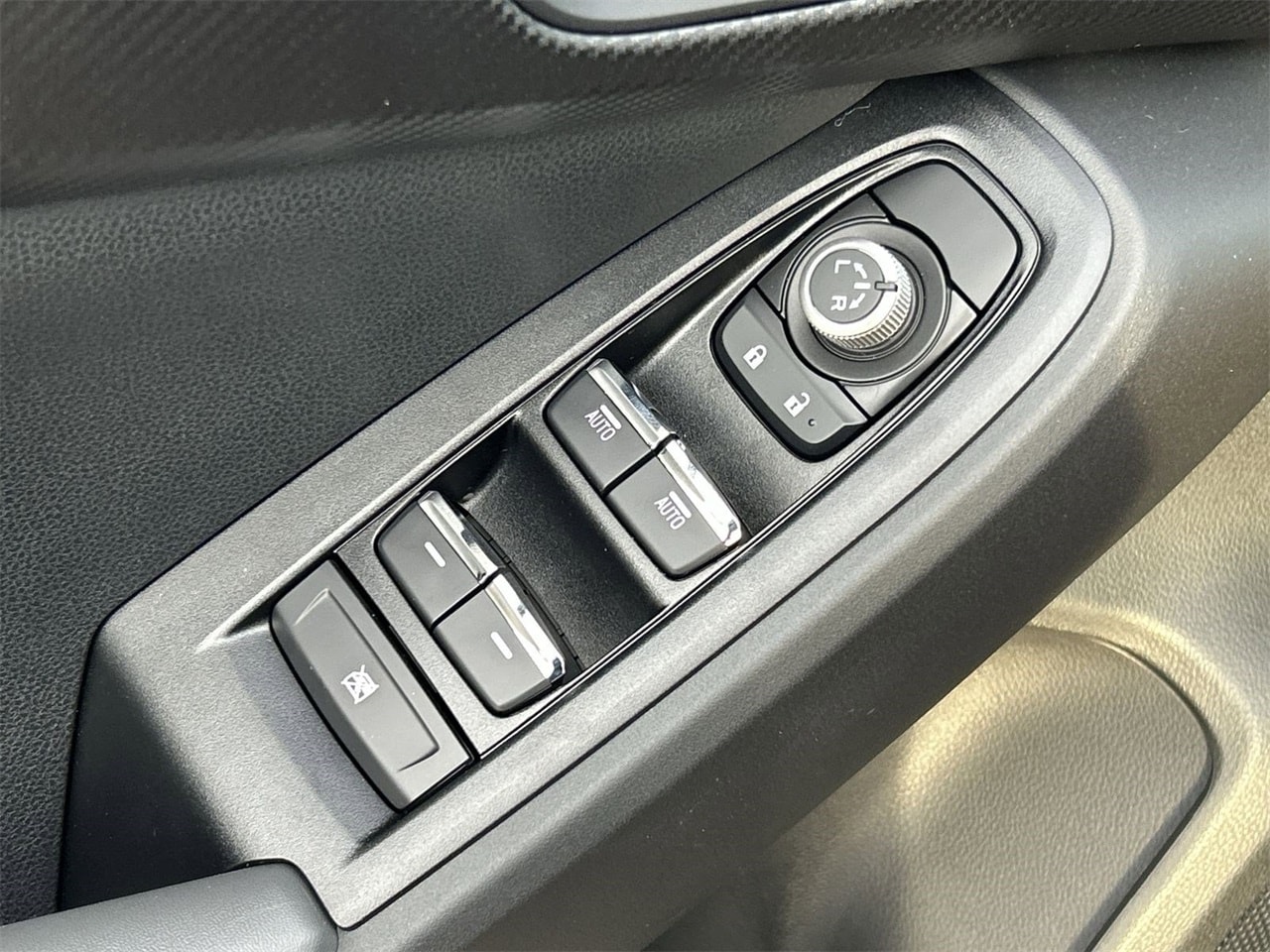 New 2026 Crystal Black Silica Subaru Limited image 17