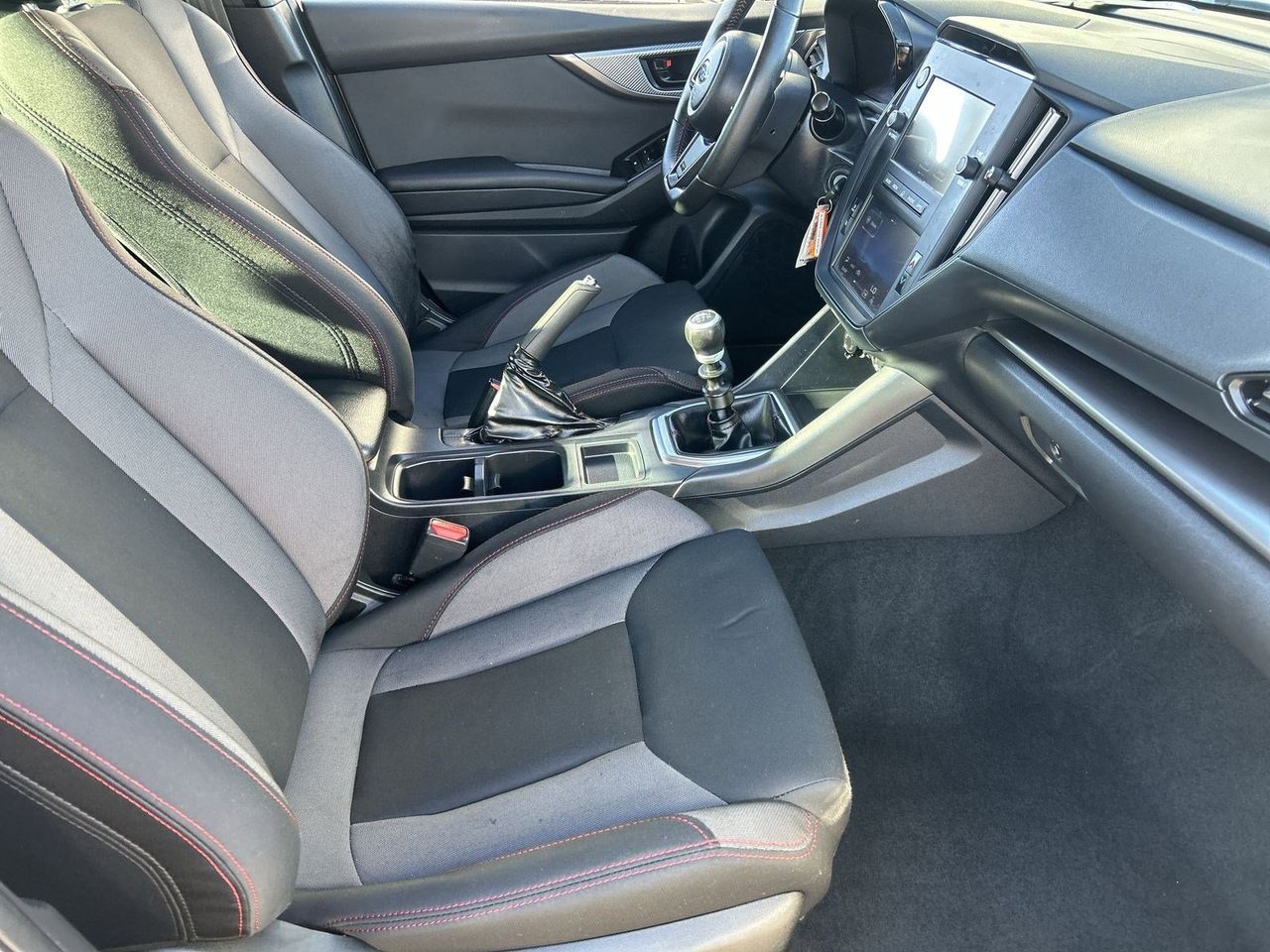 Used 2022 Ceramic White Subaru Base image 9