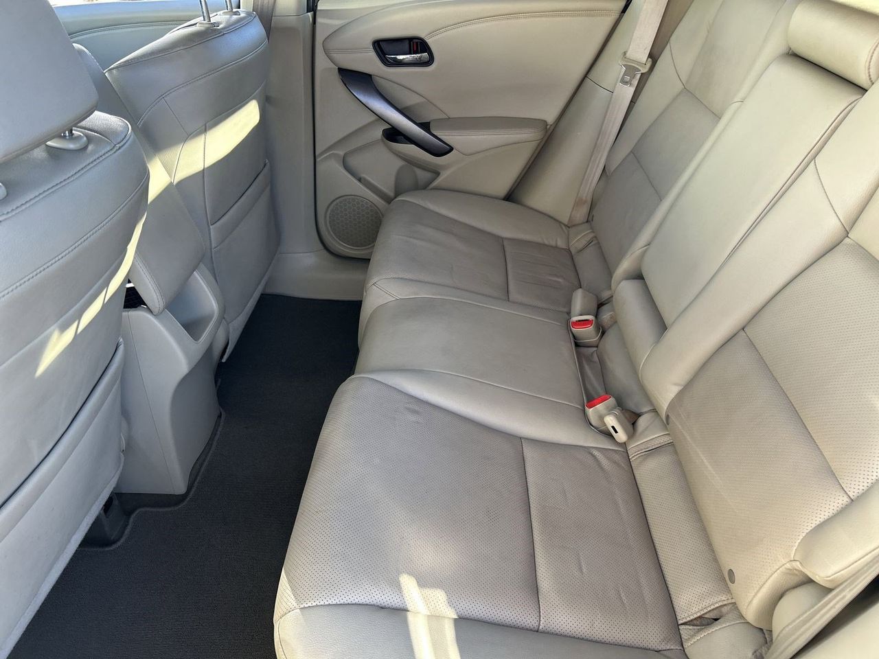 Used 2014 White Acura Technology Package image 14