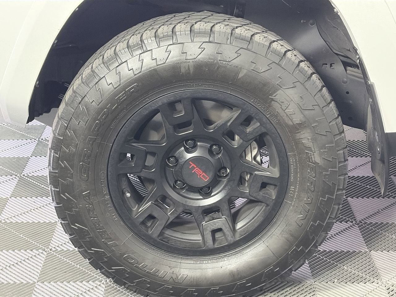 2024 Toyota 4Runner TRD Pro - Photo 9