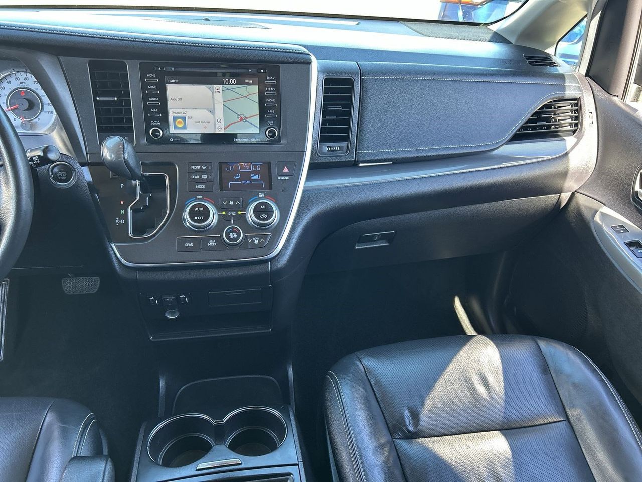 Used 2018 Super White Toyota SE image 12