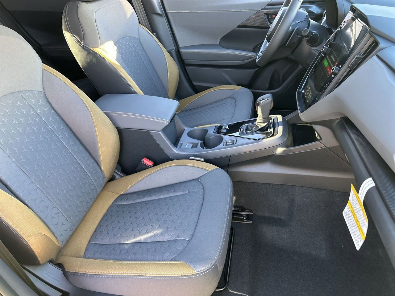 New 2026 Citron Yellow Pearl Subaru Sport Hybrid image 7