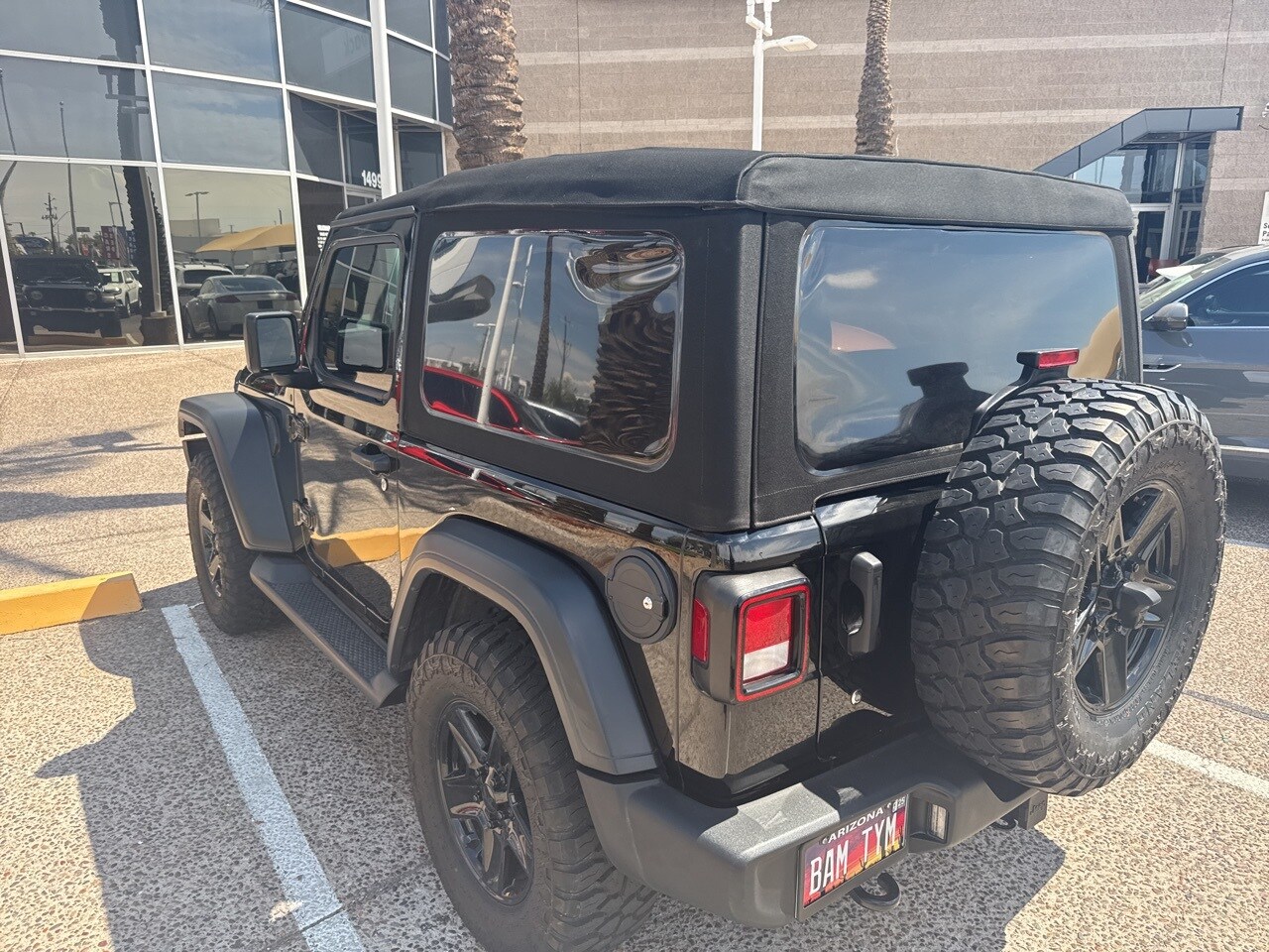 2020 Jeep Wrangler Sport S photo 4