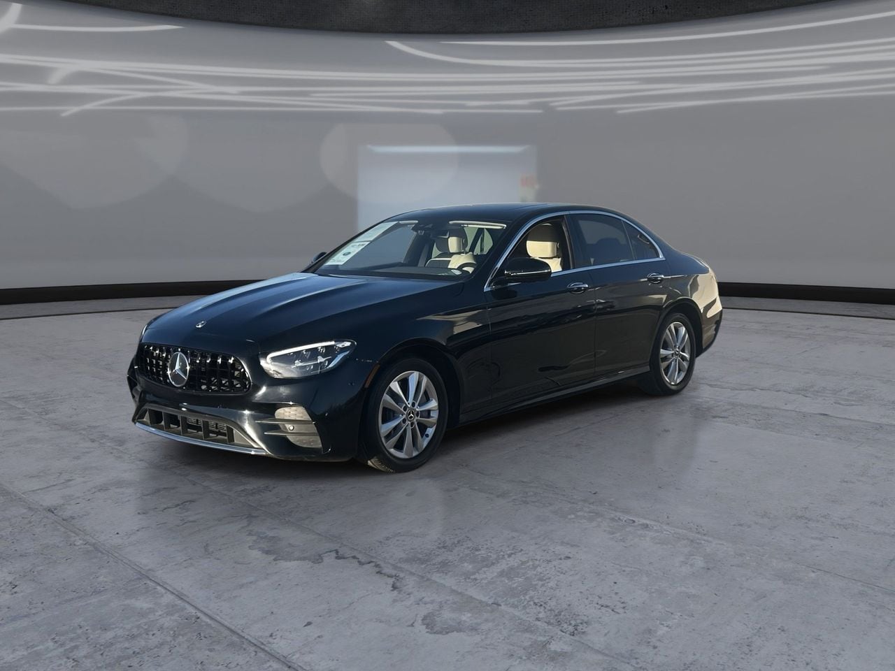 Used 2022 Obsidian Black Mercedes-Benz E 350 image 3