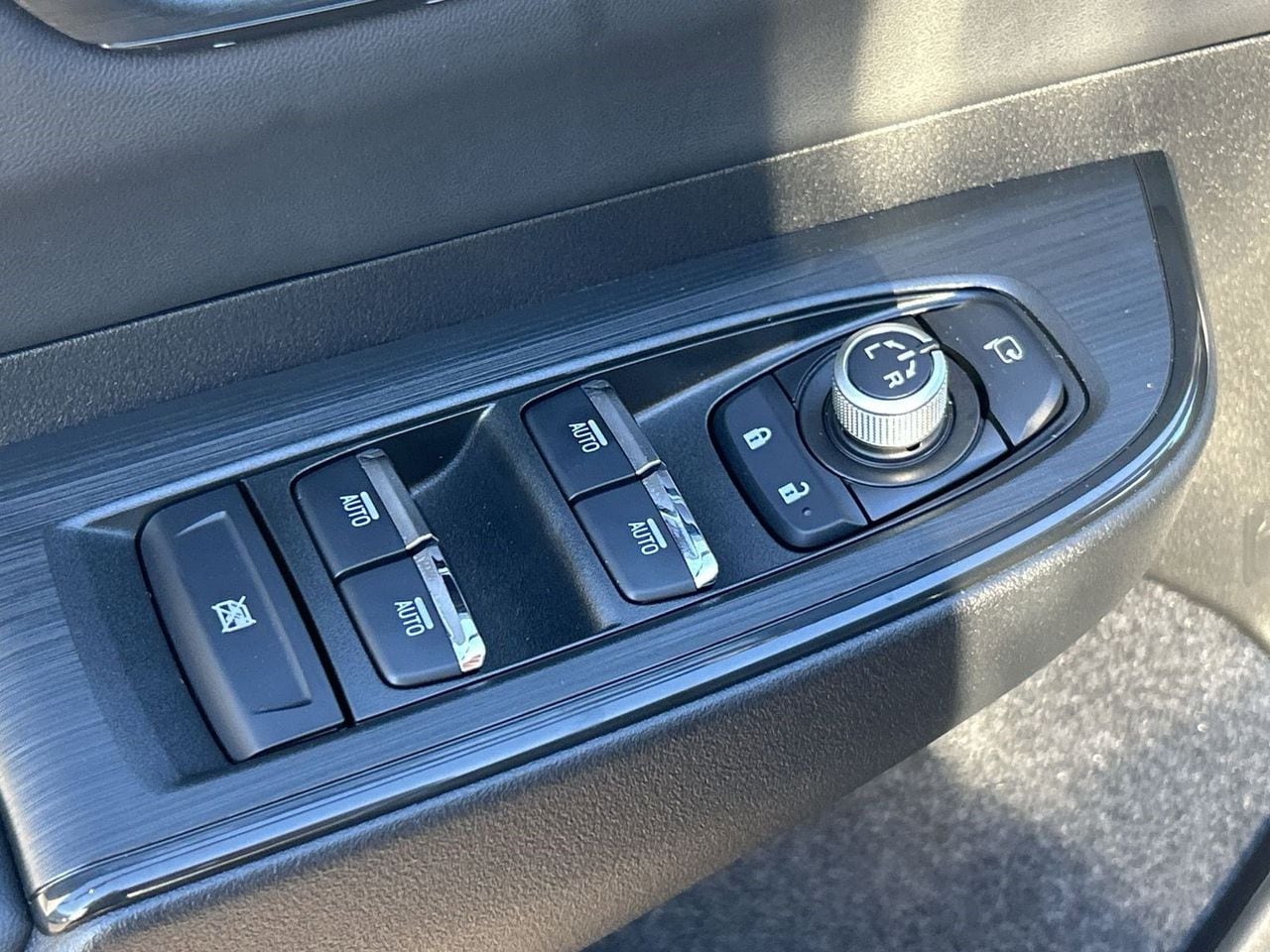 New 2026 Deep Emerald Green Pearl Subaru Wilderness image 17