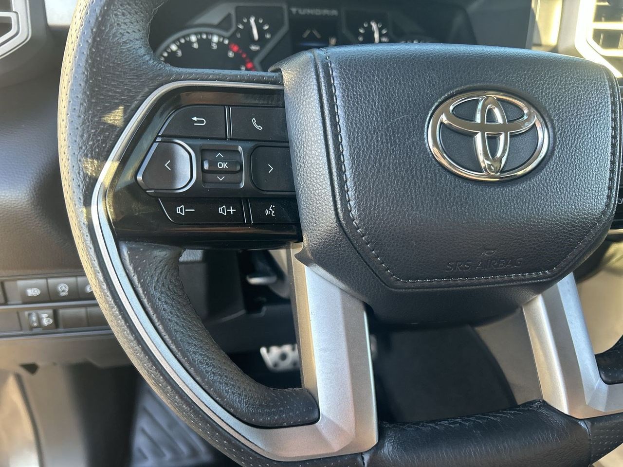 Used 2023 Magnetic Gray Metallic Toyota SR5 image 20
