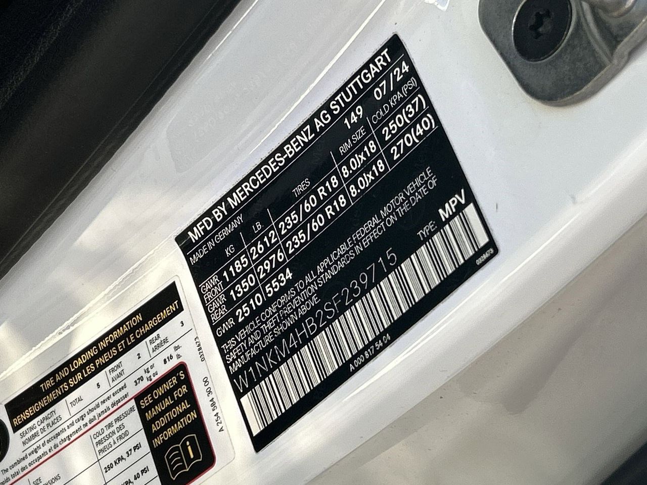 Used 2025 Polar White Mercedes-Benz GLC 300 image 29
