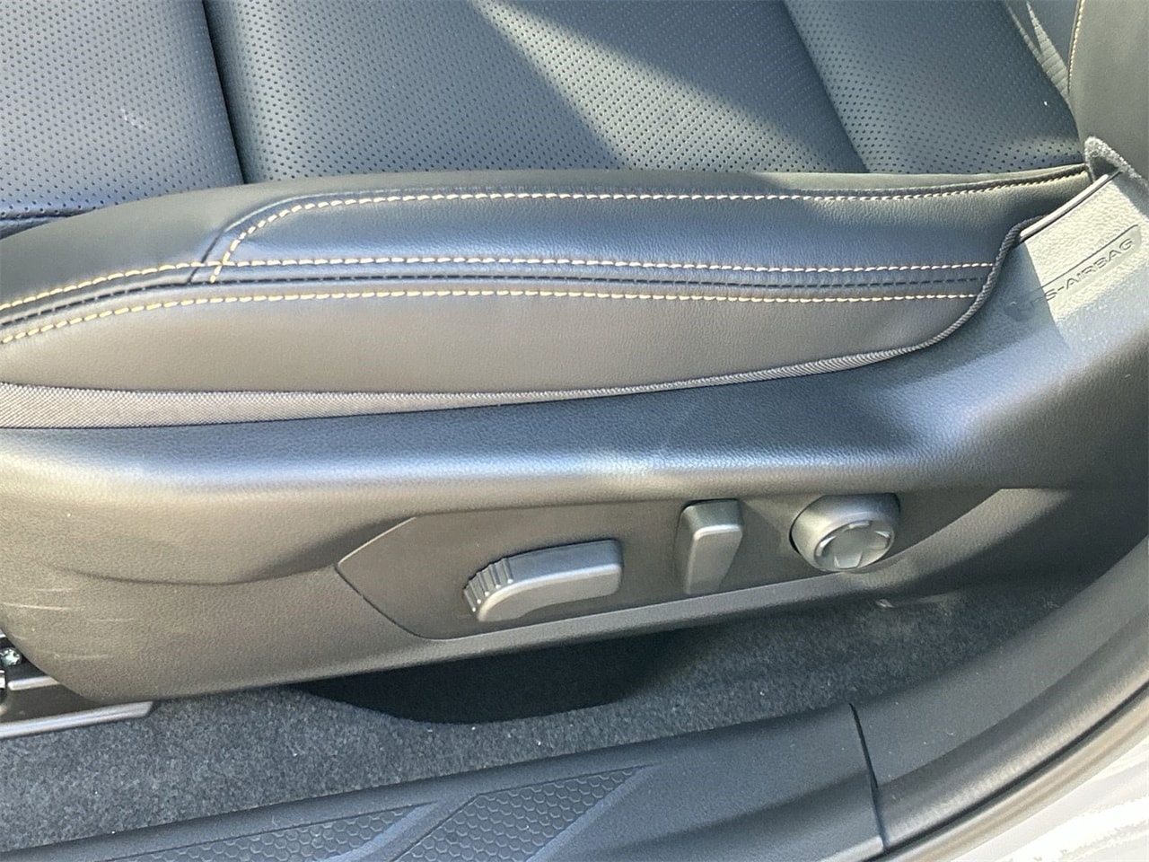 New 2026 Crystal White Pearl Subaru Wilderness image 16