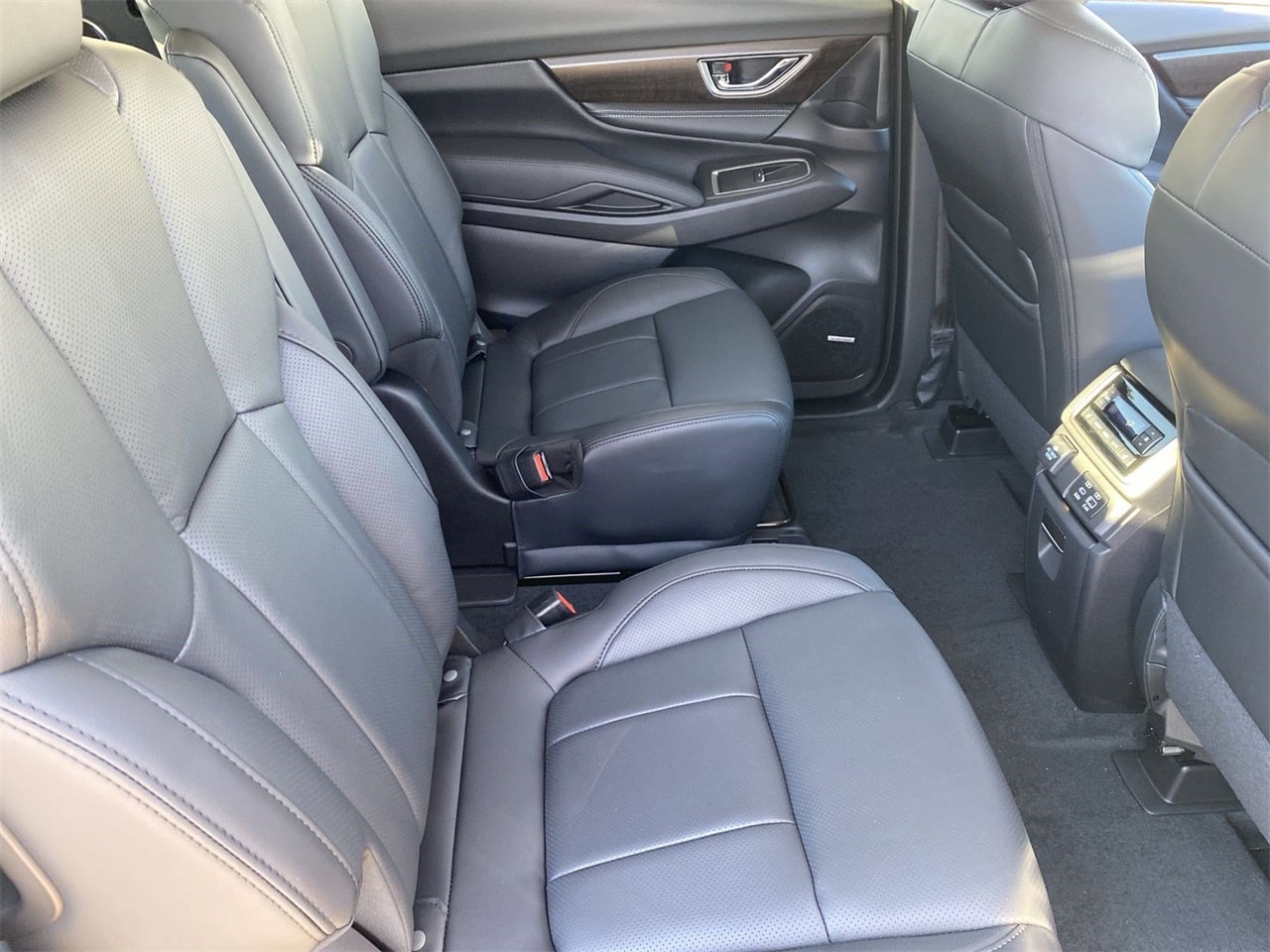 New 2026 Sapphire Blue Pearl Subaru Touring 7-Passenger image 9