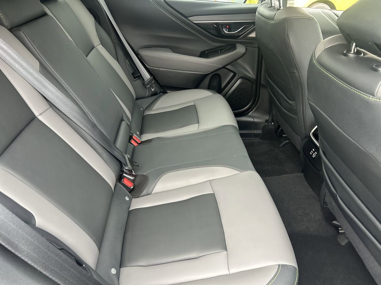 2025 Subaru Outback Onyx Edition - Photo 10