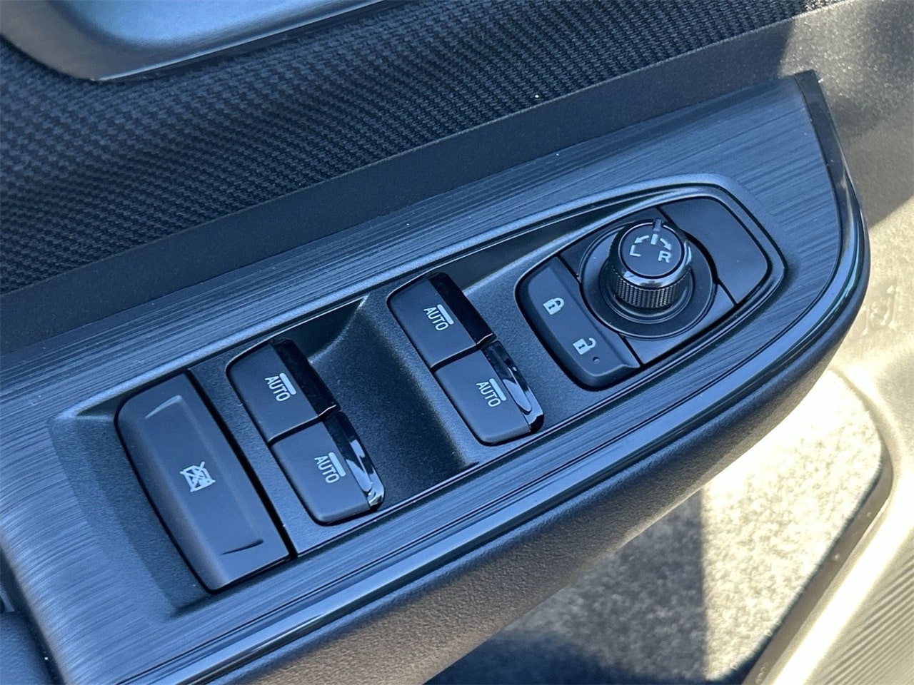 New 2026 Deep Emerald Green Pearl Subaru Premium image 17