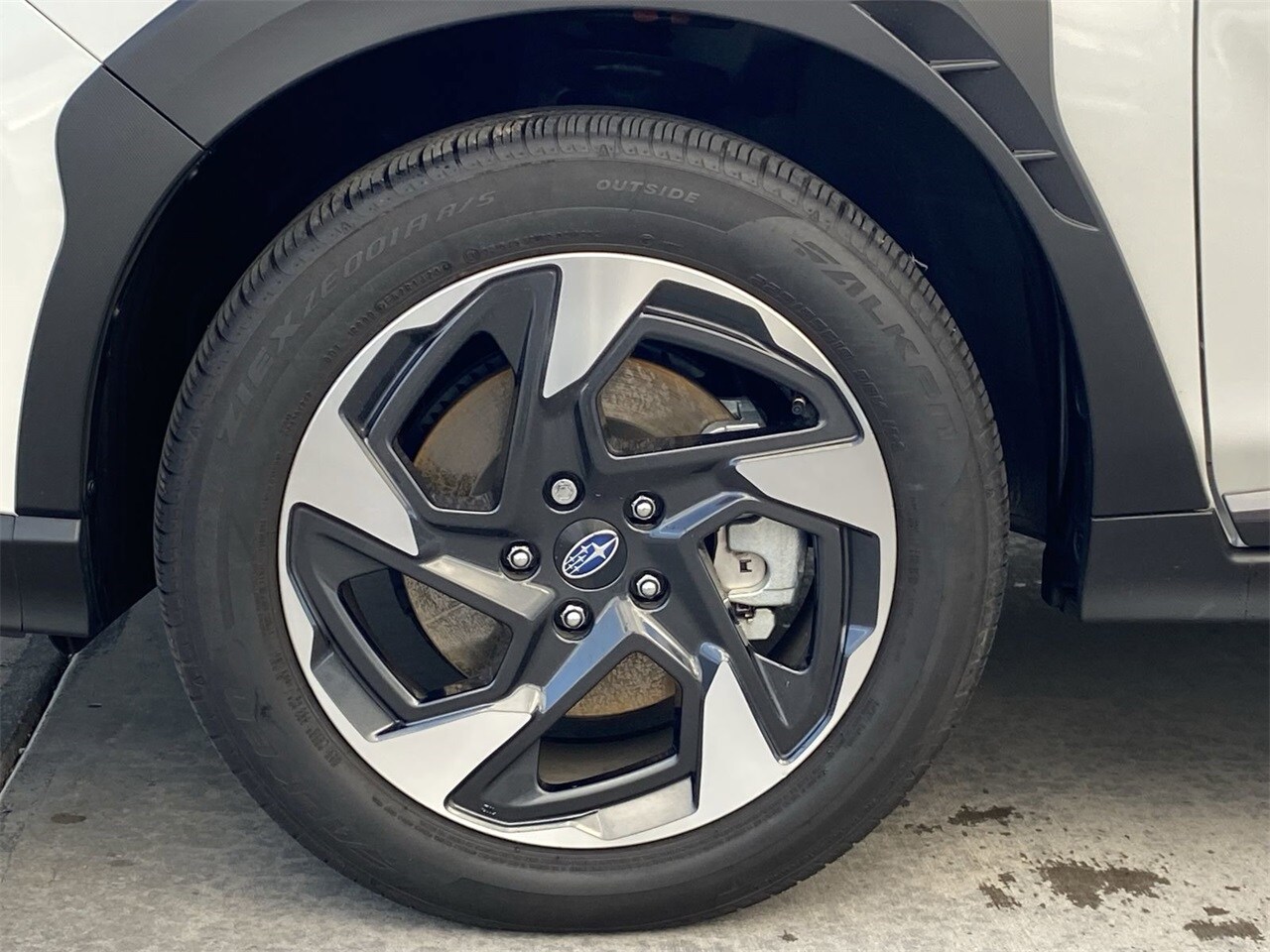 2024 Subaru Crosstrek Limited photo 2
