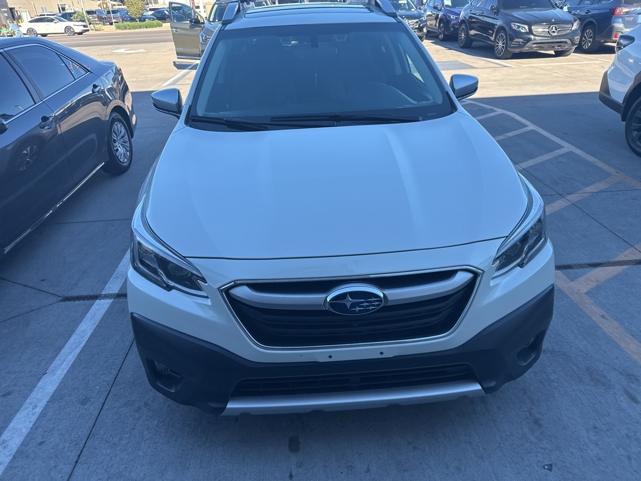 2020 Subaru Outback Touring's photo