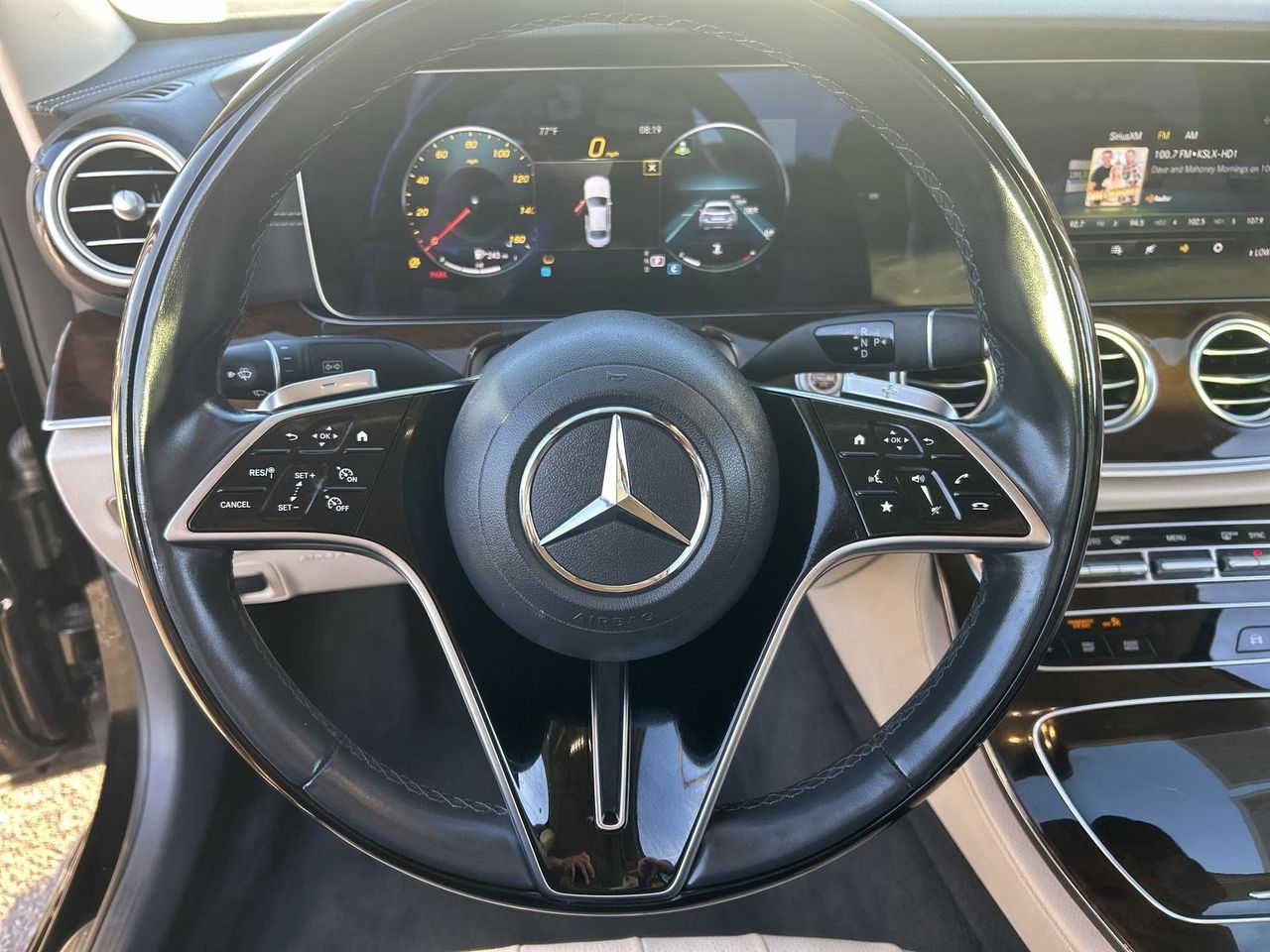 Used 2022 Obsidian Black Mercedes-Benz E 350 image 19