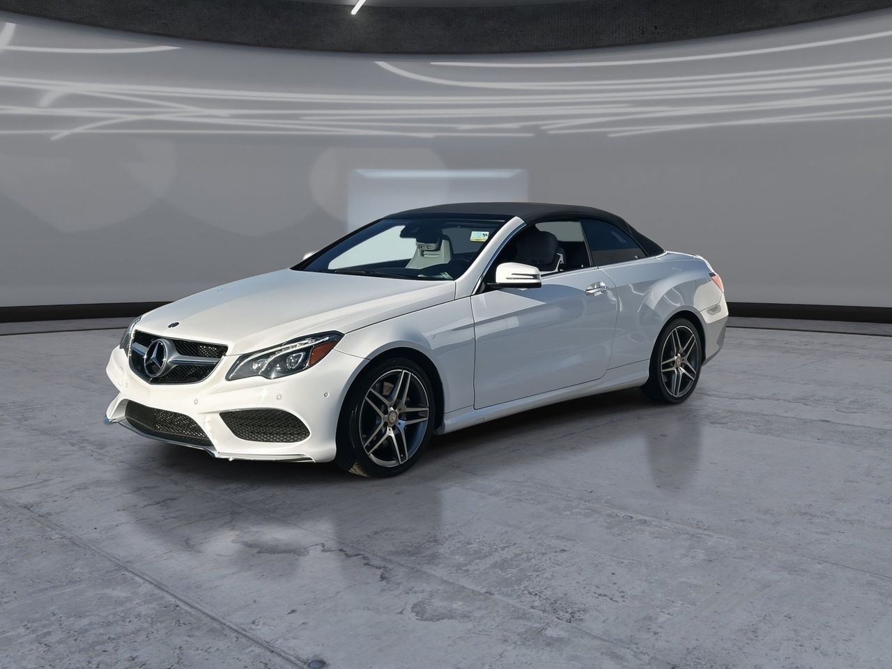 Used 2015 Designo Diamond White Metallic Mercedes-Benz E 550 image 3