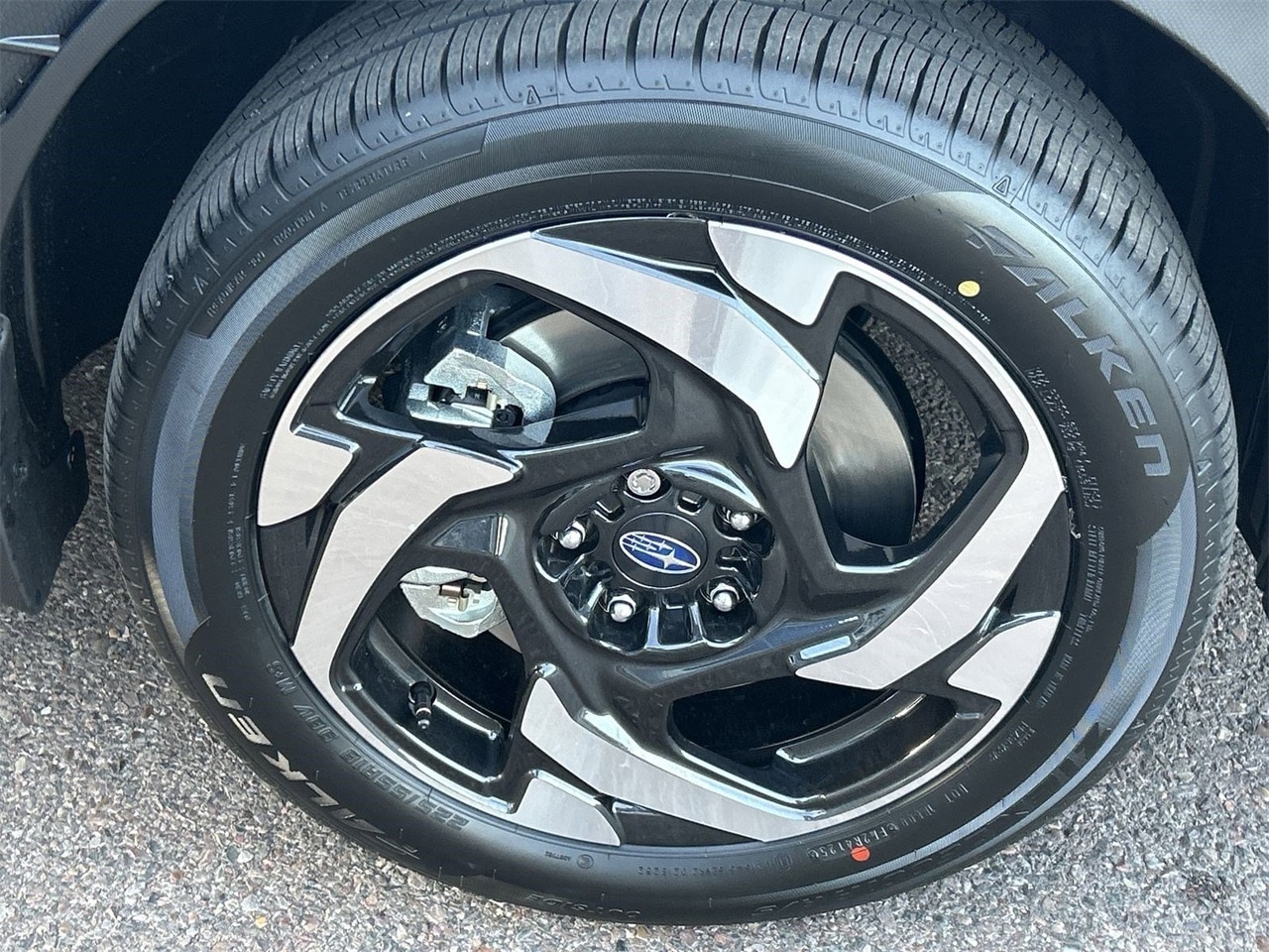 New 2026 Crystal Black Silica Subaru Limited Hybrid image 6