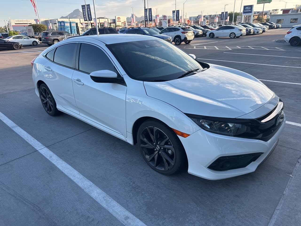 2020 Honda Civic Sport photo 3