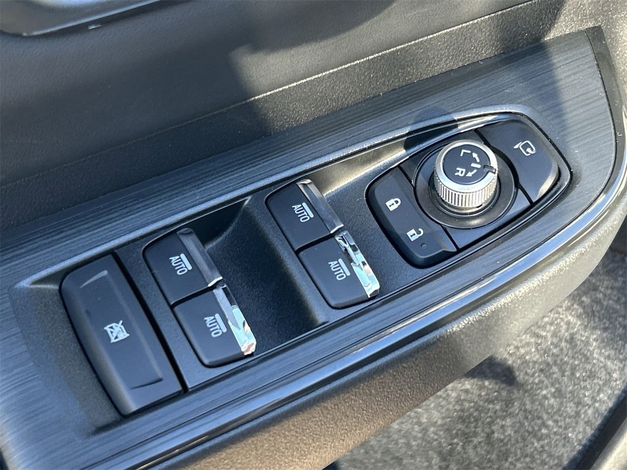 New 2026 Crystal White Pearl Subaru Wilderness image 17