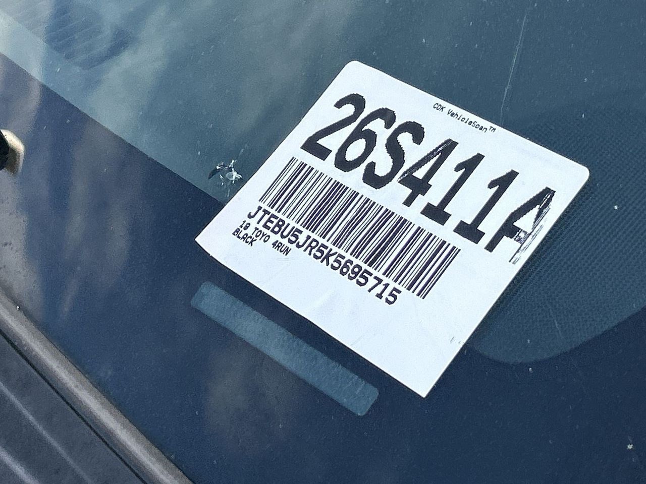 Used 2019 Midnight Black Metallic Toyota SR5 image 30