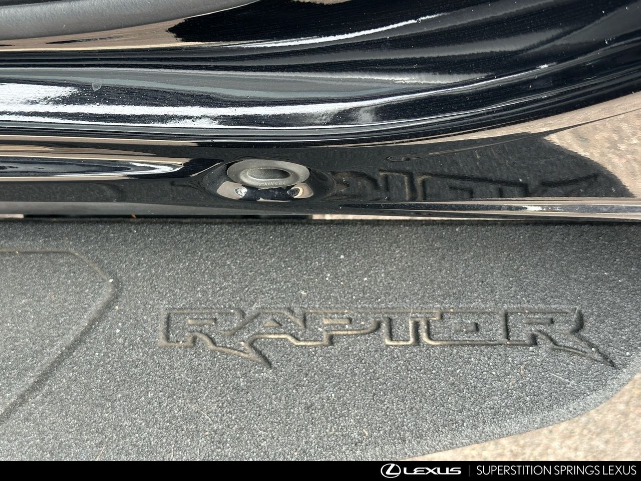 2022 Ford F-150 Raptor - Photo 21