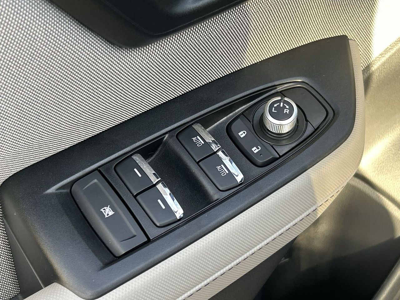 New 2026 Daybreak Blue Pearl Subaru Premium image 17