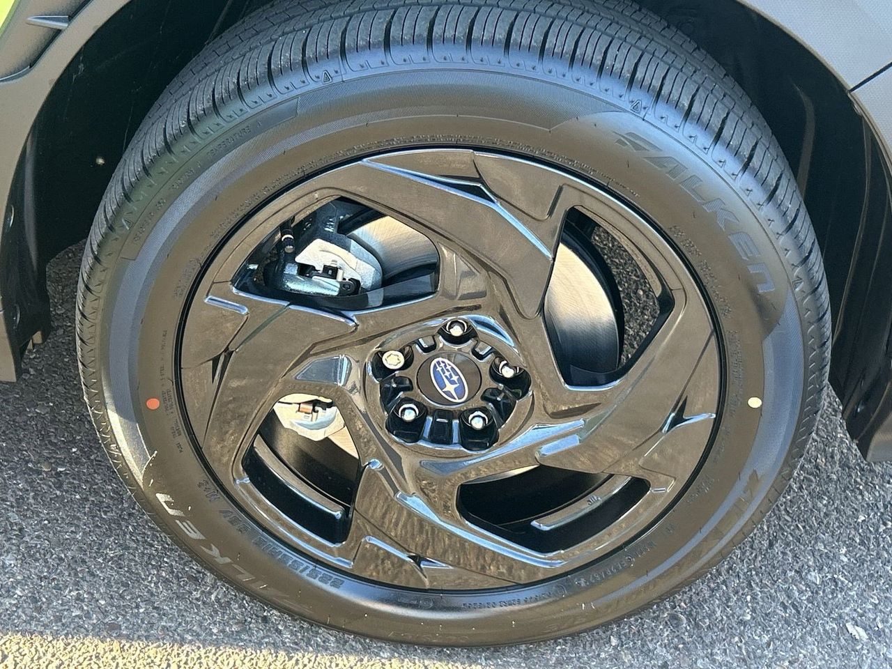 New 2026 Citron Yellow Pearl Subaru Sport Hybrid image 6