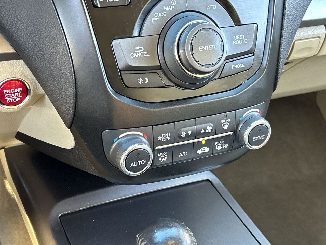 Used 2014 White Acura Technology Package image 26