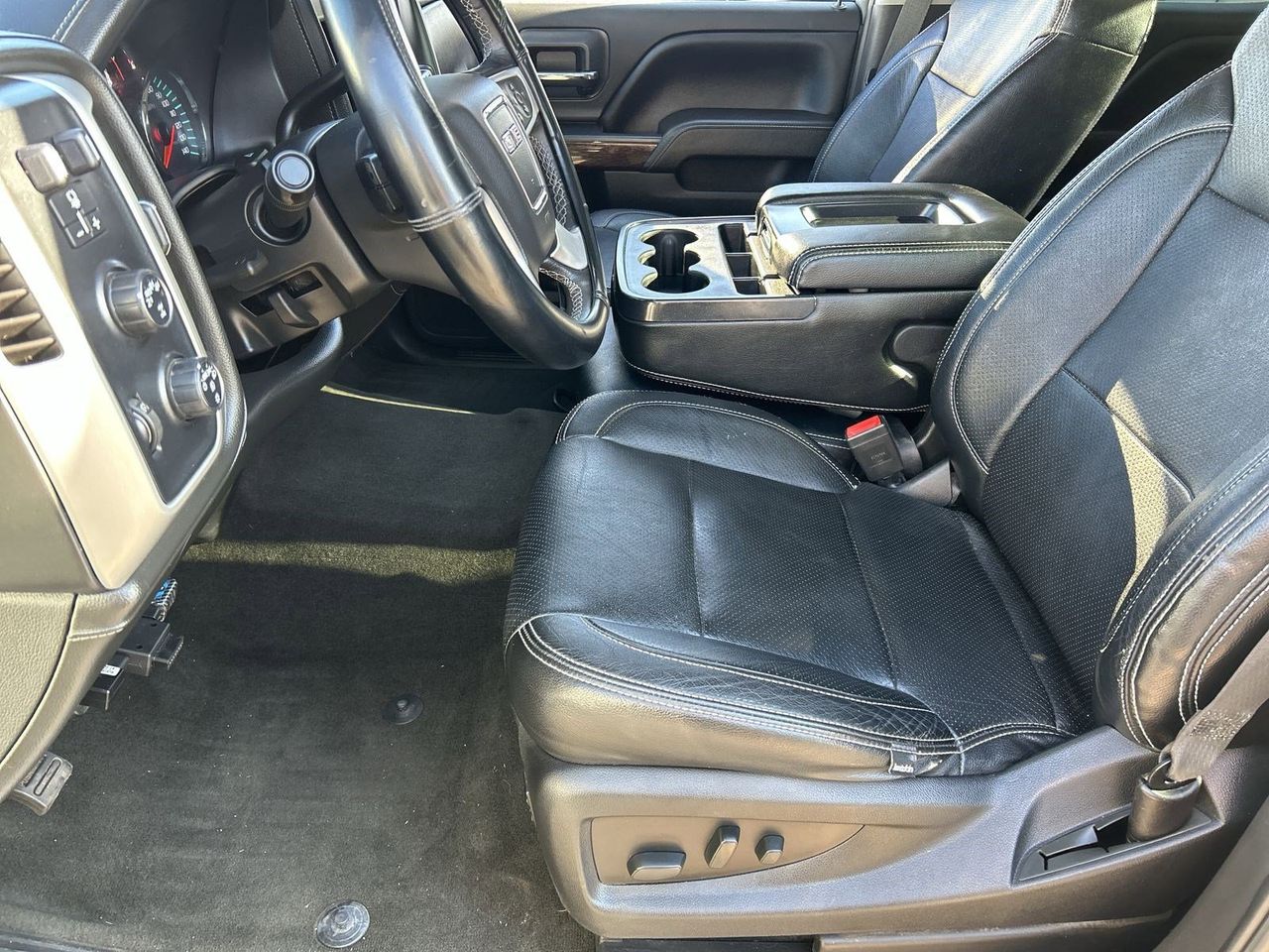 2018 GMC Sierra 1500 SLE - Photo 17