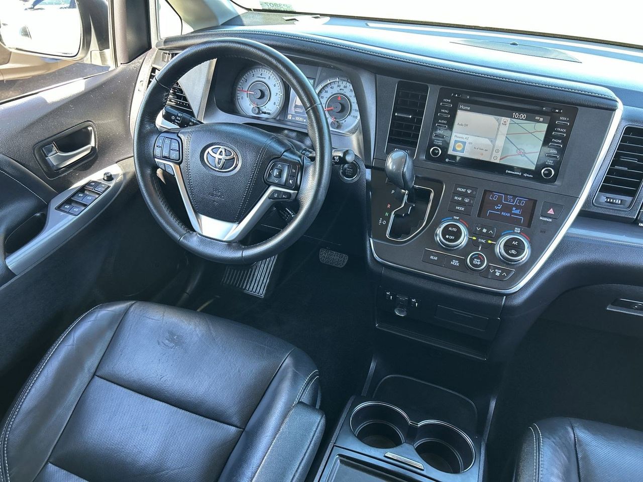 Used 2018 Super White Toyota SE image 10