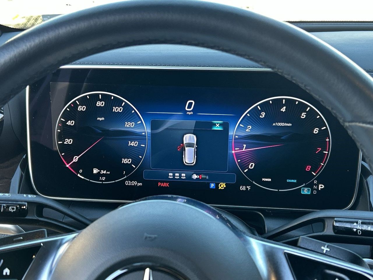 Used 2025 Polar White Mercedes-Benz GLC 300 image 27