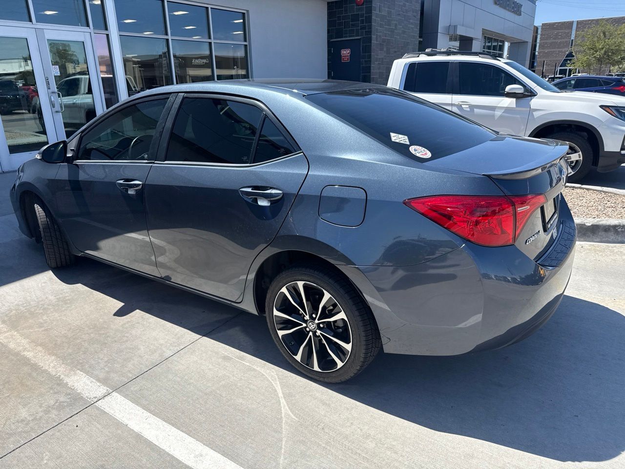 Used 2018 Slate Metallic Toyota SE image 8