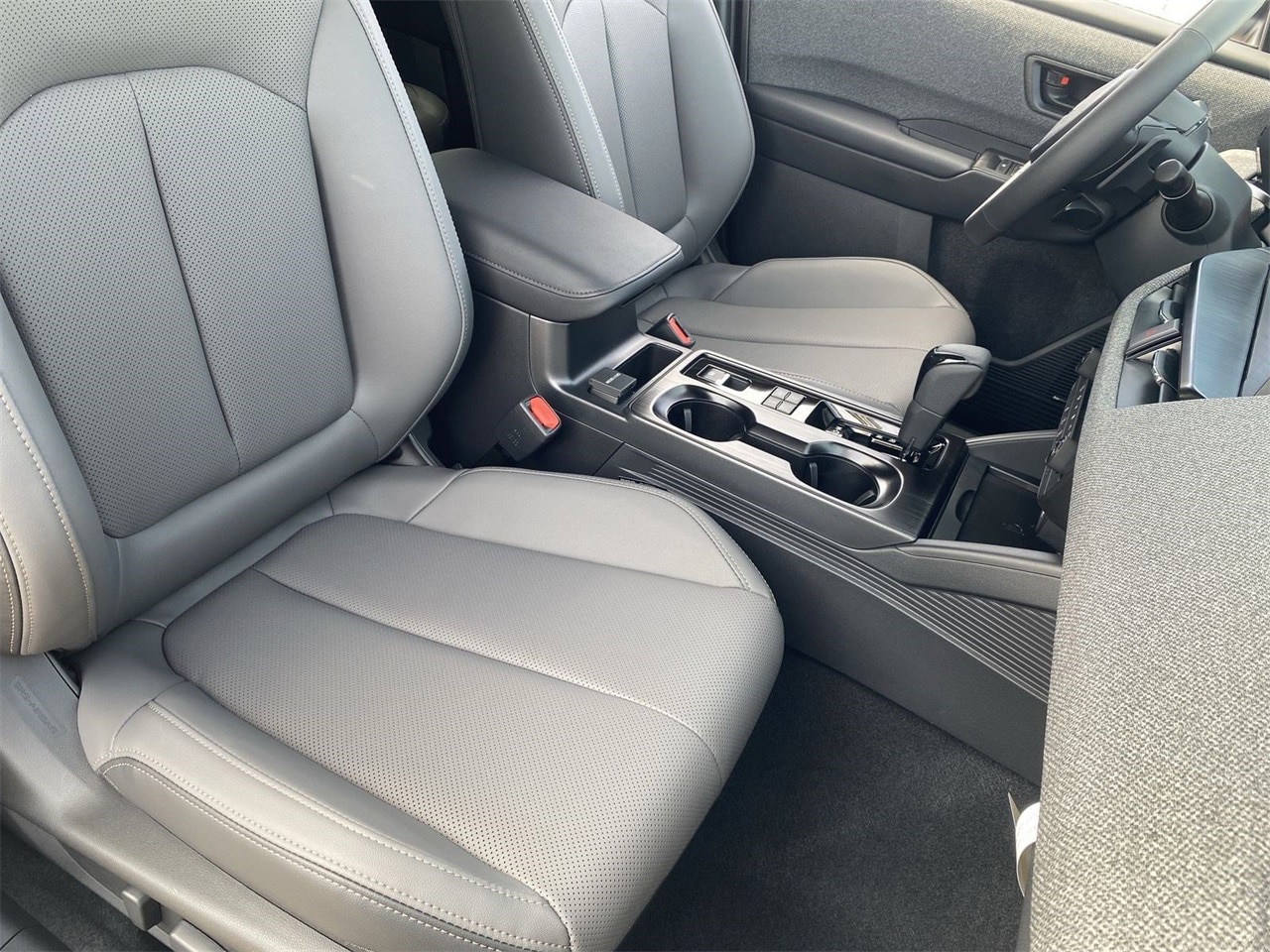 New 2026 Ice Silver Subaru Limited image 7