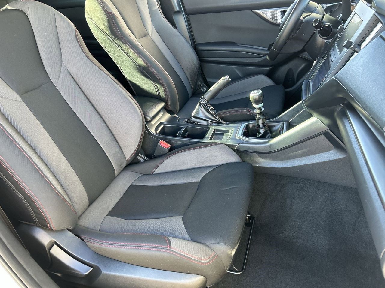 Used 2022 Ceramic White Subaru Base image 8