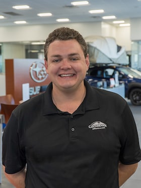 Staff member Adam Scott from ID_4ea06bca18a8