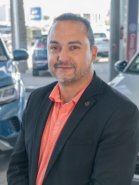 Staff member Dave Montoya from ID_3964c94f1519