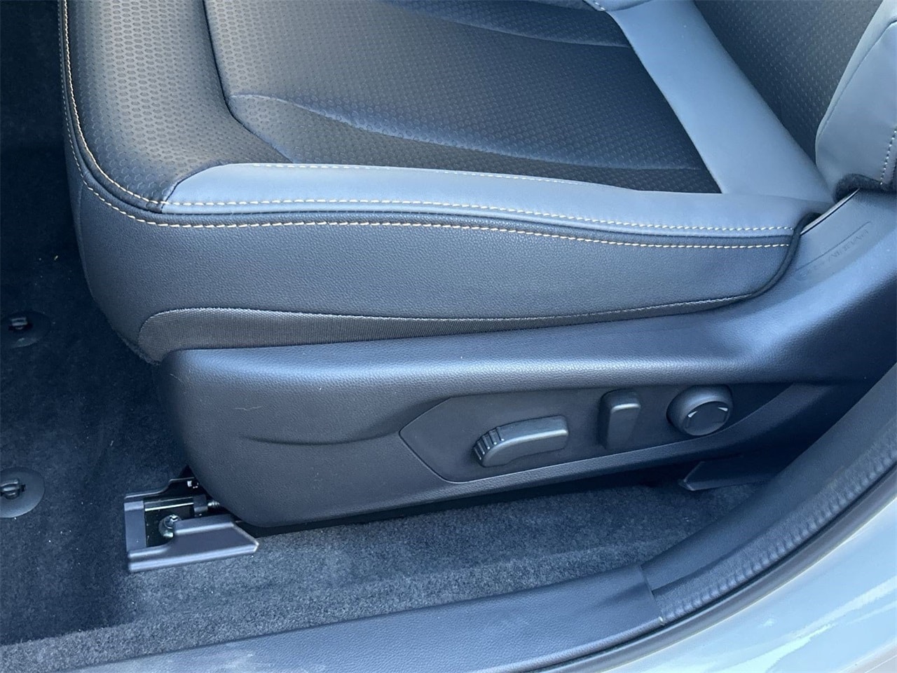 New 2026 Crystal White Pearl Subaru Wilderness image 16